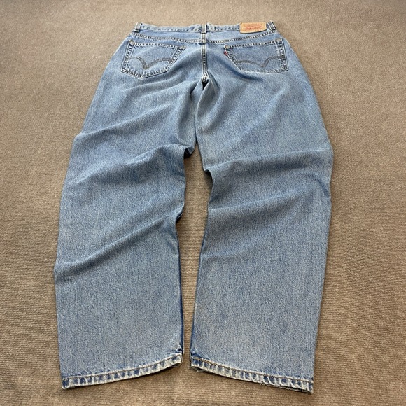 VTG Levi's 560 Jeans Y2K Baggy Mens Size 34x32 Loose Fit Denim Classic 90s - Picture 1 of 12